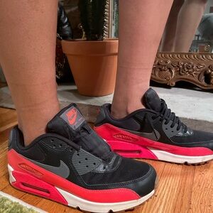 Nike Black and Red Athletic Shoes